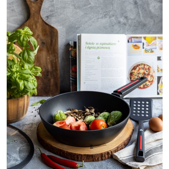 ZWIEGER RED LINE Patelnia głęboka z pokrywką 28 cm / powłoka nieprzywierająca TitanEX