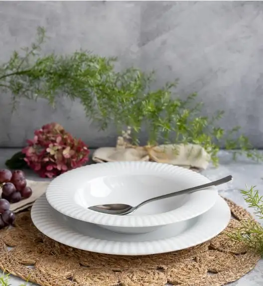 LUBIANA DAISY ROYAL Serwis obiadowy 6 osób / 18 elementów | biała porcelana