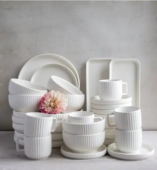 KAIA HOME Ceramiczny zestaw obiadowo kawowy 32 el / 6 os biały ryflowany