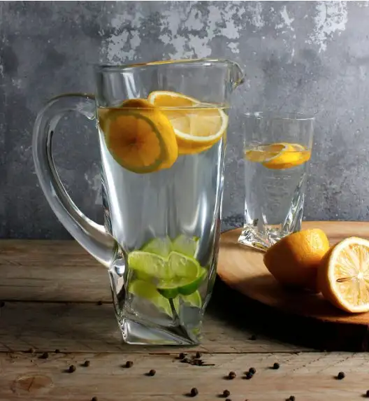 BOHEMIA QUADRO Dzbanek 1,1 L wykonany ze szkła kryształowego / CR9A500